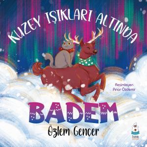 Kuzey Işıkları Altında Badem